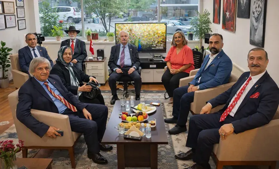 Anadolu Birliği partisi Bedri Yalçın yeni bir şey söylemek lazım dedi - Fotoğraf Galerisi 2